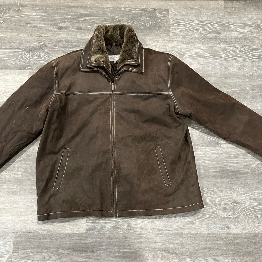 Men’s Vintage Leather Removable Liner with Faux Fur Collar Brown Coat, SZ 3XLT.